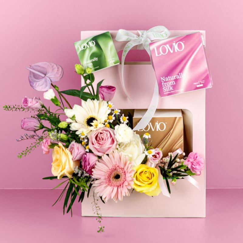 BNR | Lovio – Petal of Affections Flower Box (Fresh Flower)