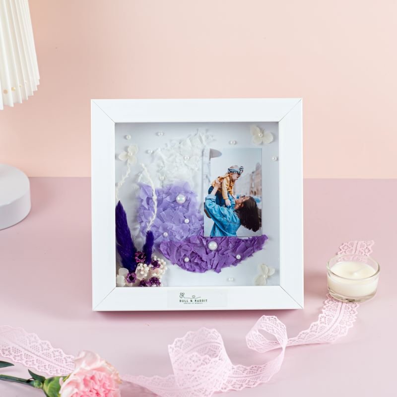 Aruna Photo Frame